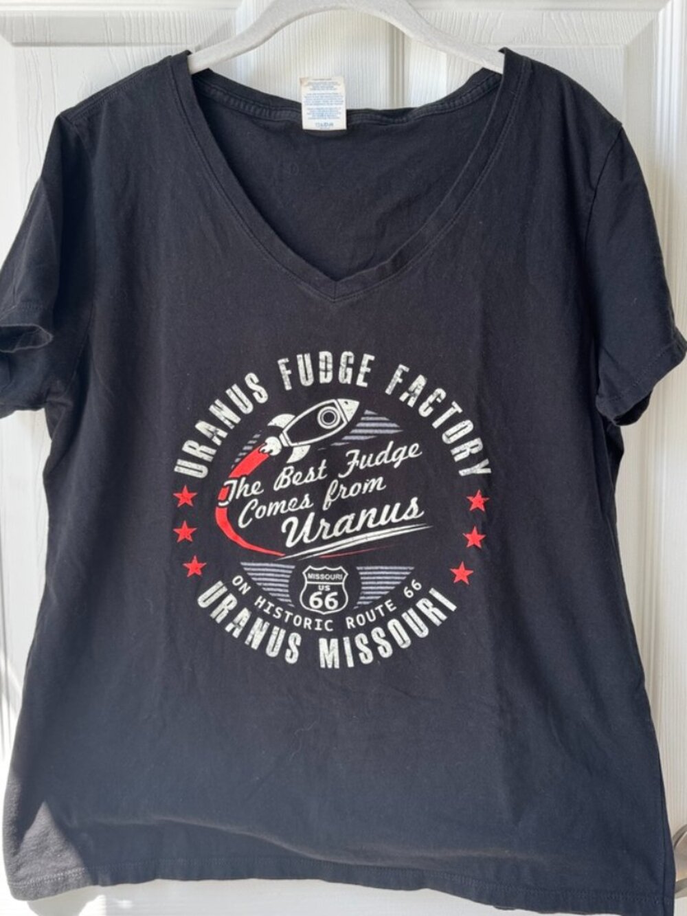 Gag Gift Shirt - Route 66 Fudge Factory, Uranus MO - Women’s Large